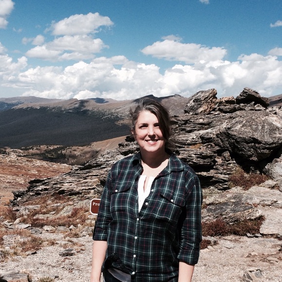 Meet your Posher, Lori - Picture 1 of 1